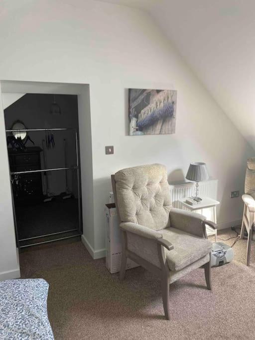 Helens Haven First Floor Apartment Via Stairs بريستون المظهر الخارجي الصورة
